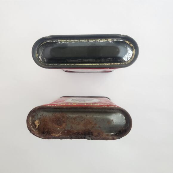 Lot of 2 Vintage Prince Albert Crimp Cut Tobacco Tins 1.5 ounce - Picture 3 of 4